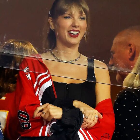 WEAR by Erin Andrews Ohio State Buckeyes Vintage Throwback Jacket | Sz Medium - Picture 2 of 16